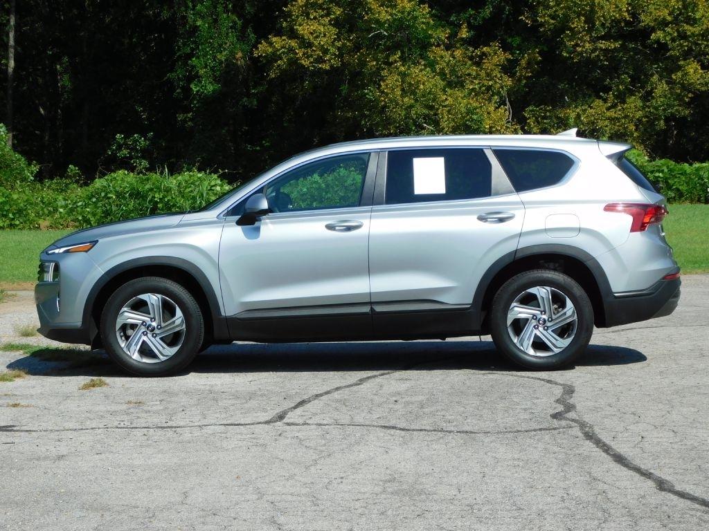 Hyundai Santa Fe SE 2023