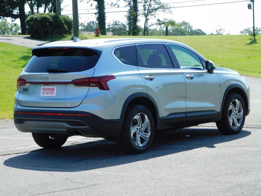 Hyundai Santa Fe SE 2023