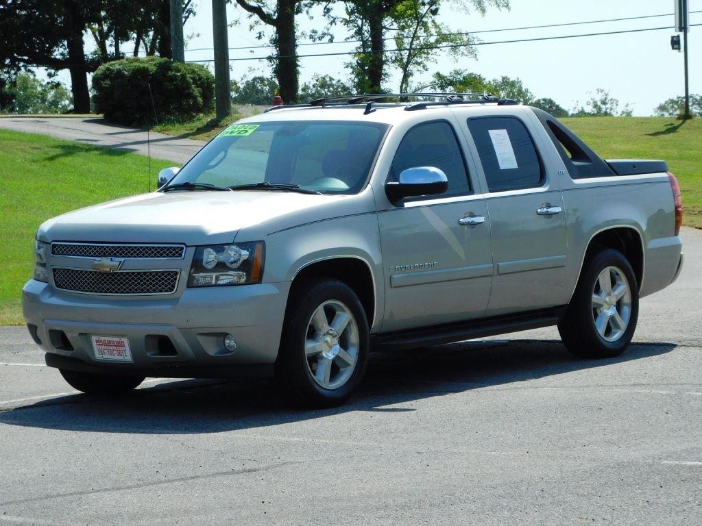 Chevrolet Avalanche LTZ 2WD 2008