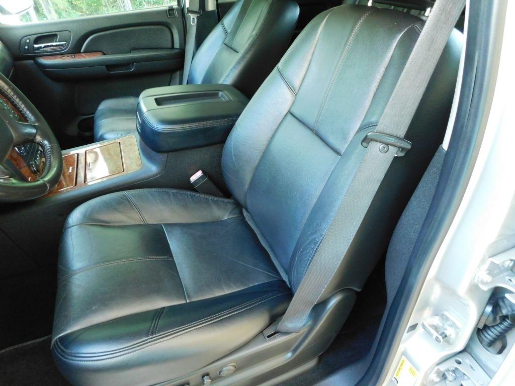 Chevrolet Avalanche LTZ 2WD 2008