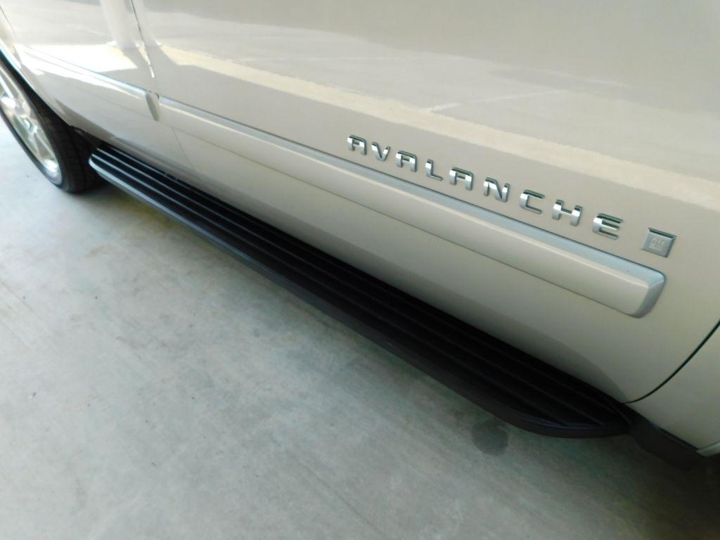 Chevrolet Avalanche LTZ 2WD 2008