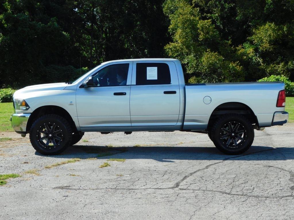 RAM 2500 ST Crew Cab SWB 4WD 2012