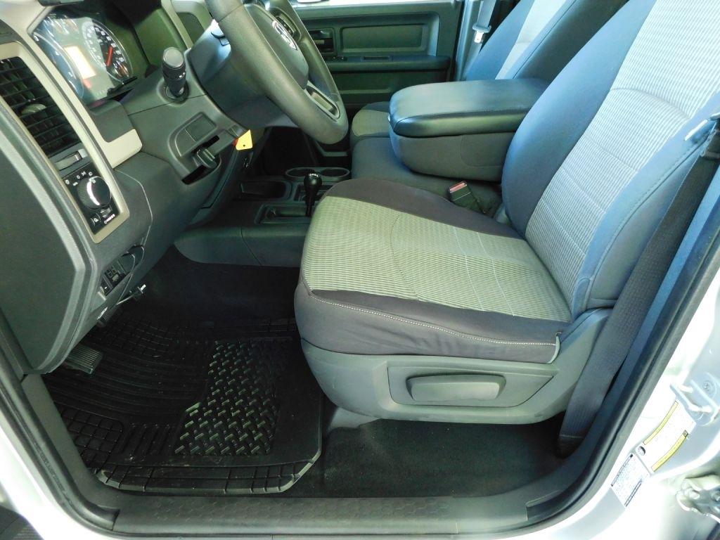 RAM 2500 ST Crew Cab SWB 4WD 2012