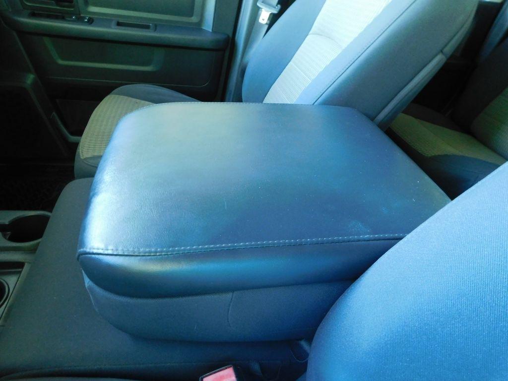 RAM 2500 ST Crew Cab SWB 4WD 2012
