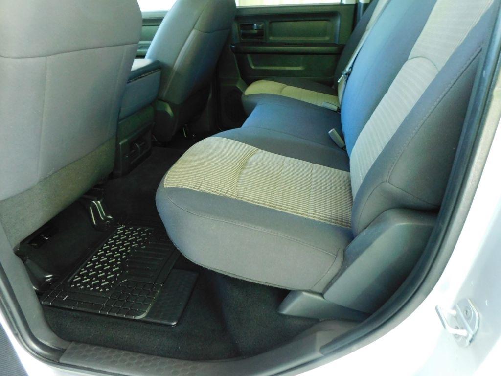 RAM 2500 ST Crew Cab SWB 4WD 2012