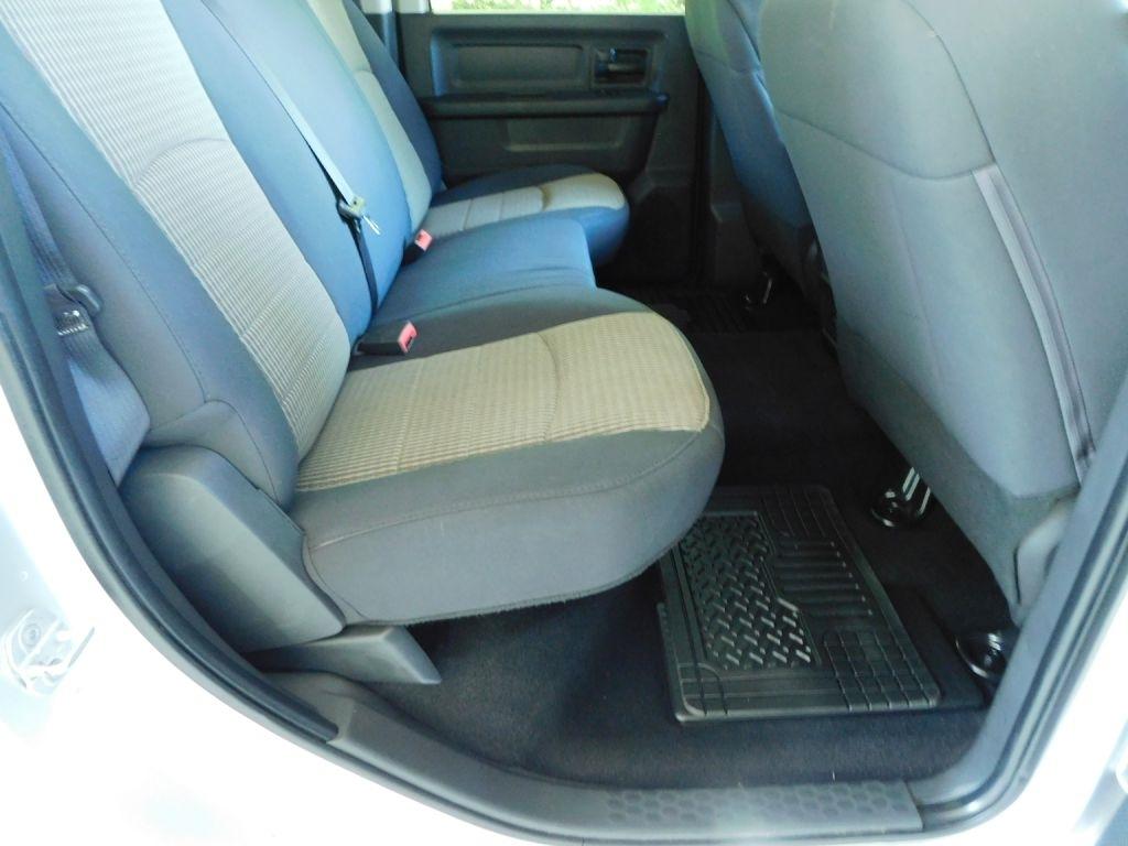 RAM 2500 ST Crew Cab SWB 4WD 2012