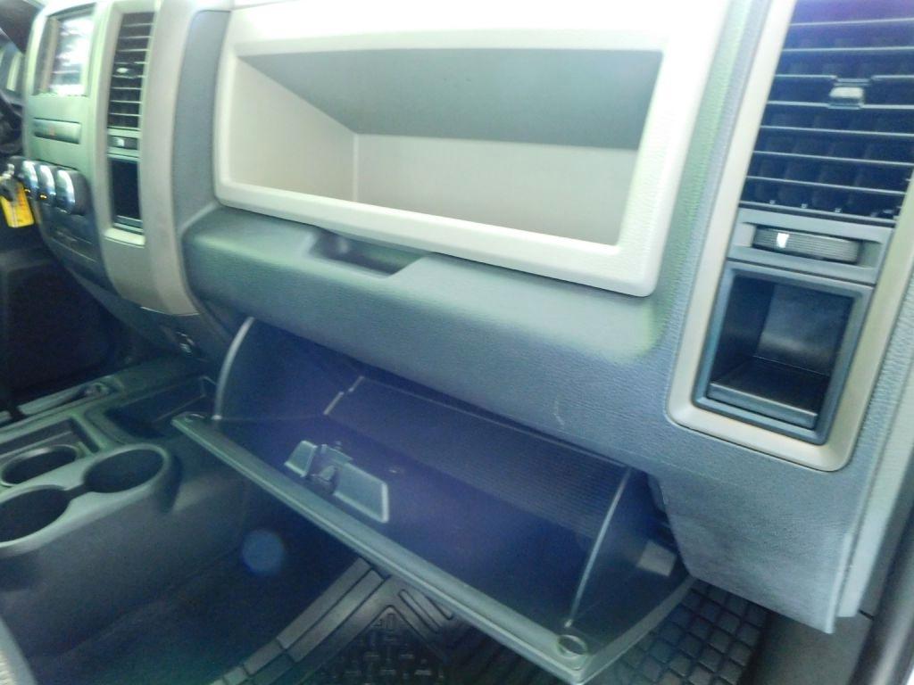 RAM 2500 ST Crew Cab SWB 4WD 2012
