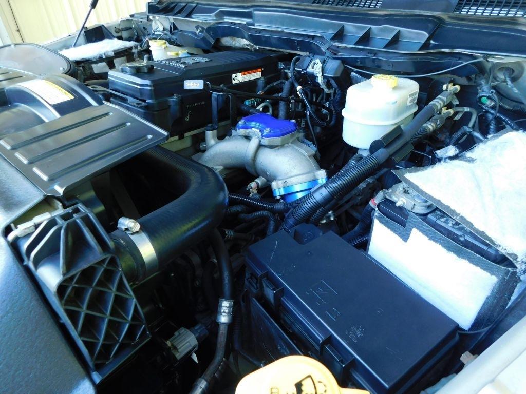 RAM 2500 ST Crew Cab SWB 4WD 2012