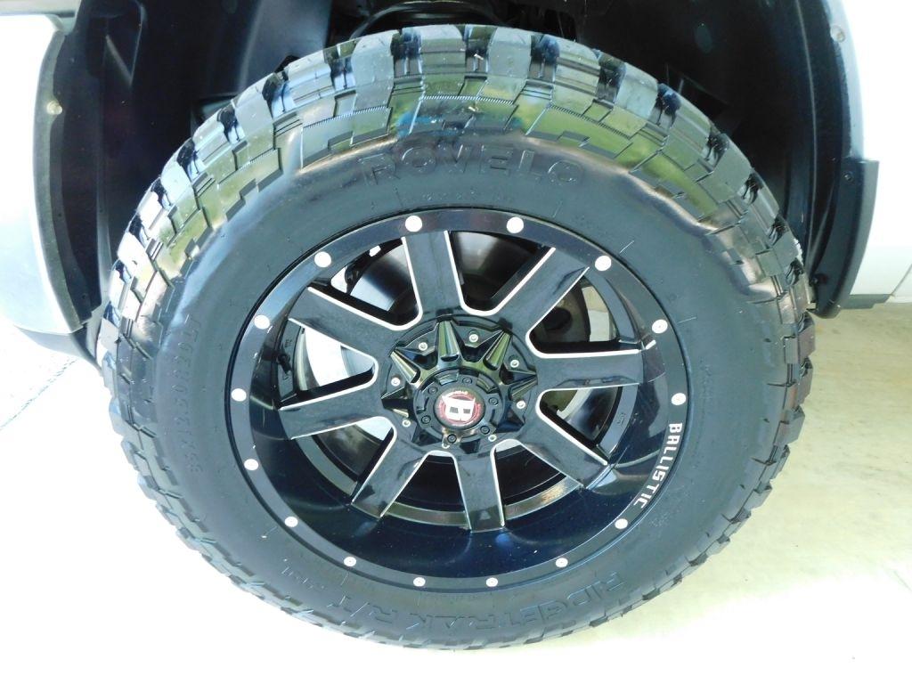 RAM 2500 ST Crew Cab SWB 4WD 2012