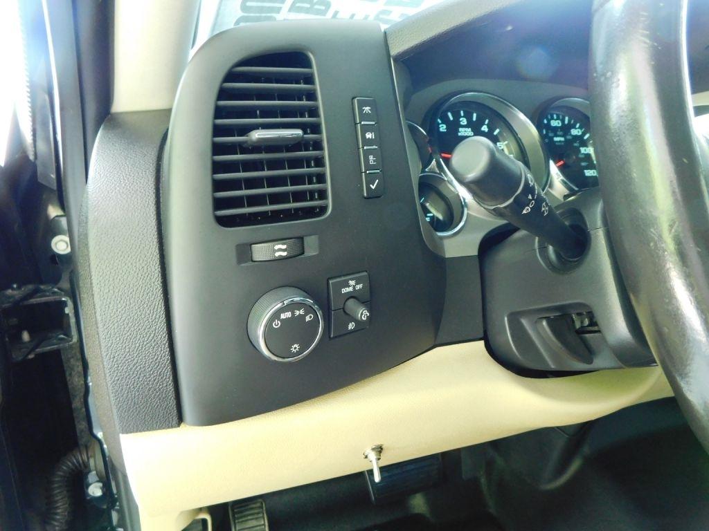 Chevrolet Silverado 1500 LT Ext. Cab 4WD 2011