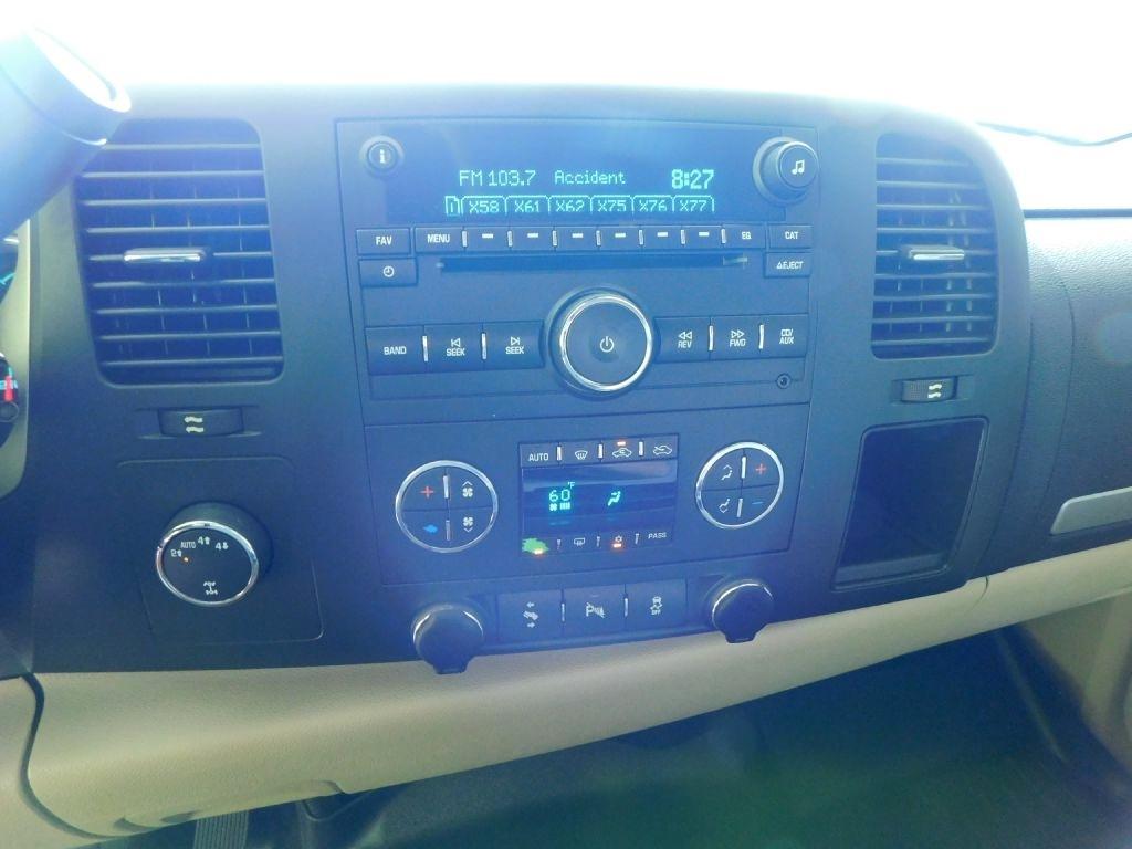 Chevrolet Silverado 1500 LT Ext. Cab 4WD 2011
