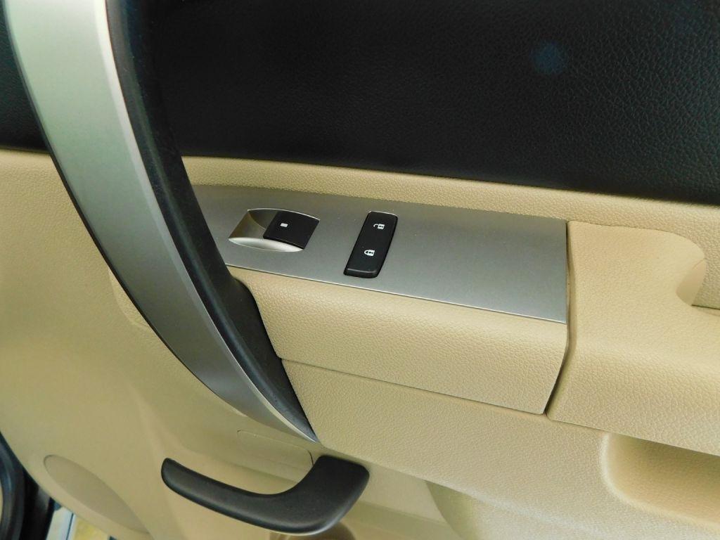 Chevrolet Silverado 1500 LT Ext. Cab 4WD 2011