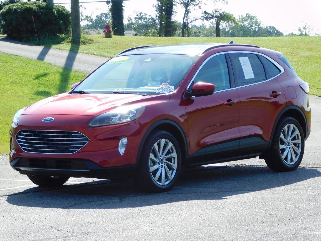Ford Escape Titanium 4WD 2022
