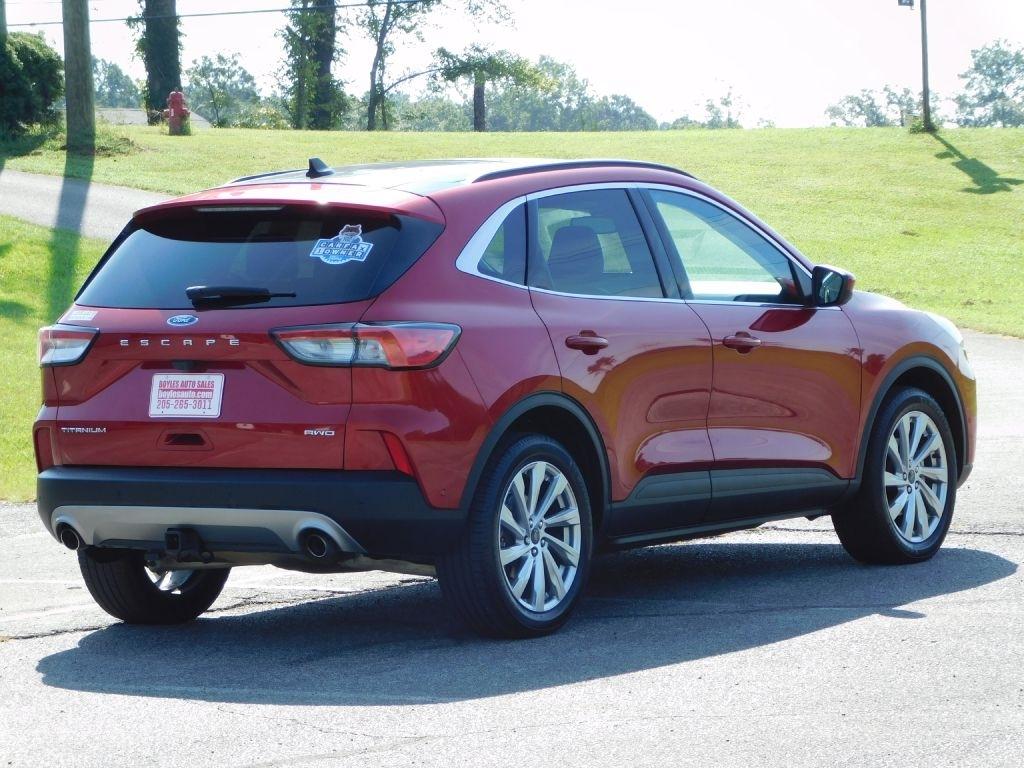 Ford Escape Titanium 4WD 2022