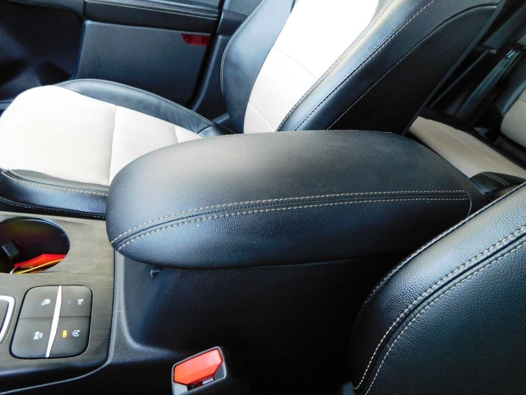 Ford Escape Titanium 4WD 2022