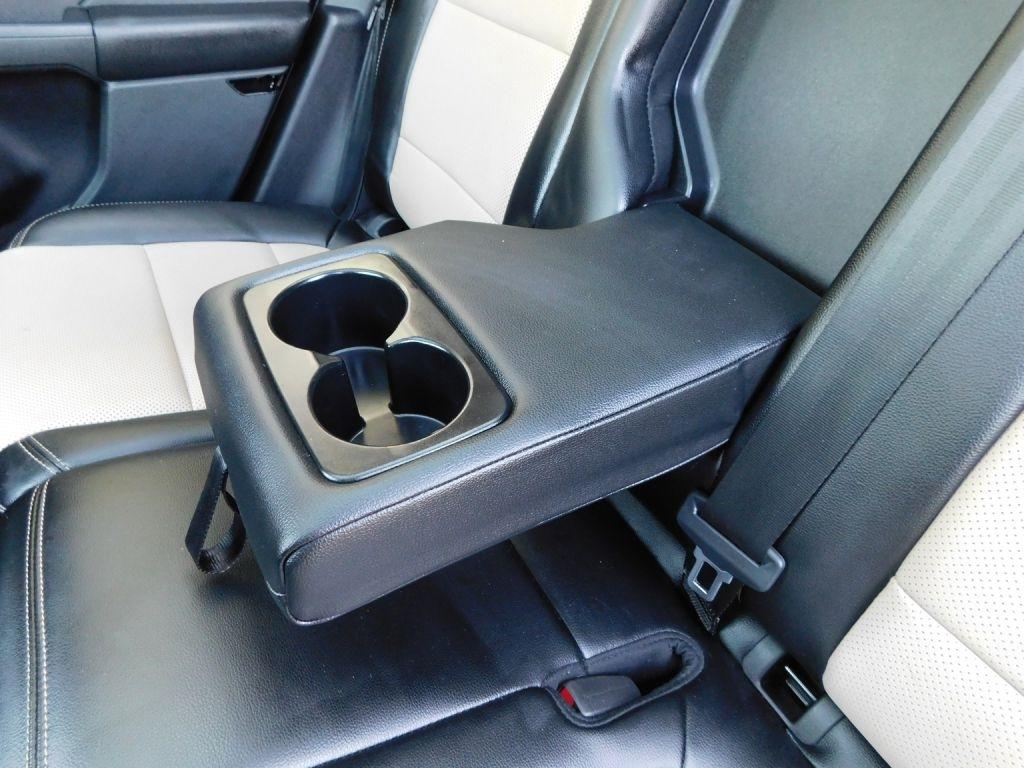 Ford Escape Titanium 4WD 2022