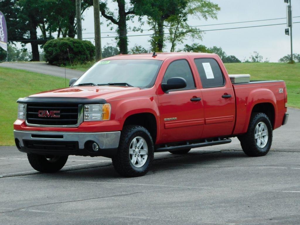 GMC Sierra 1500 SLE Crew Cab 4WD 2011