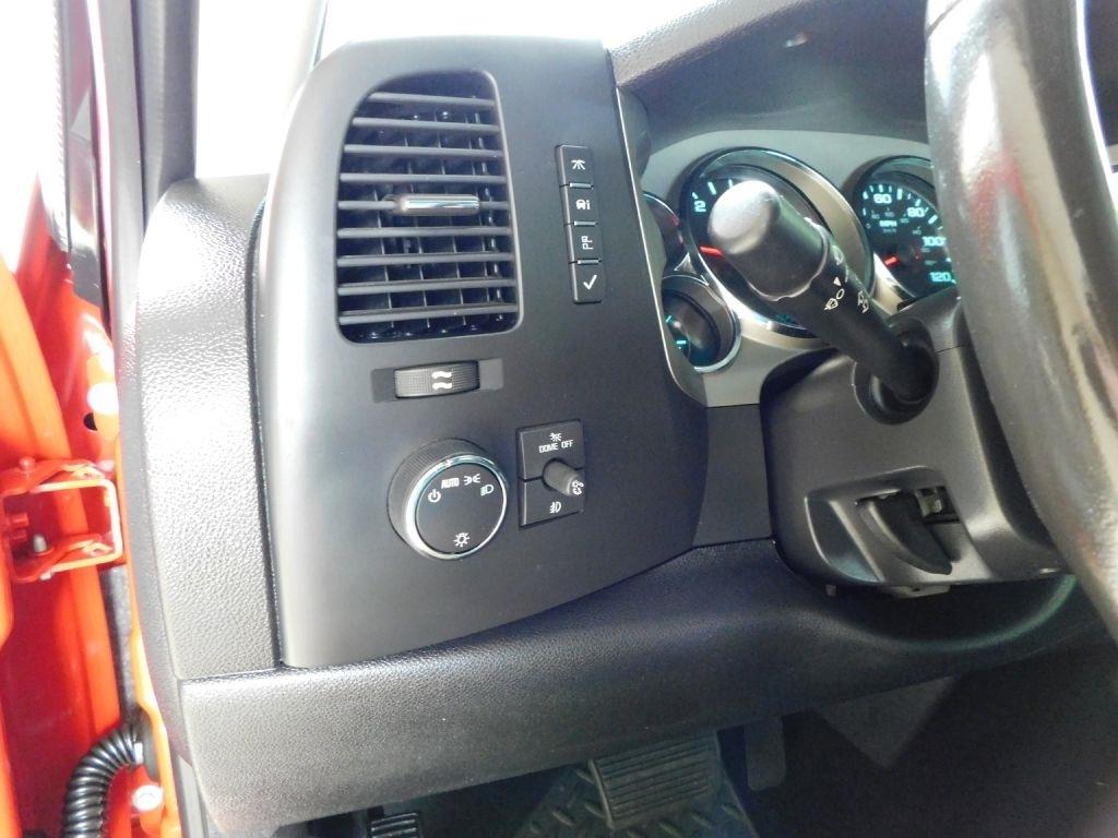 GMC Sierra 1500 SLE Crew Cab 4WD 2011