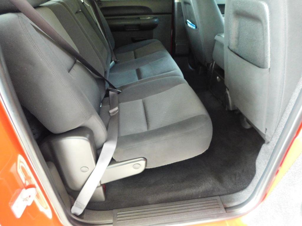 GMC Sierra 1500 SLE Crew Cab 4WD 2011