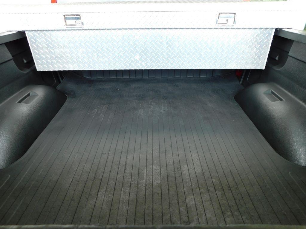 GMC Sierra 1500 SLE Crew Cab 4WD 2011