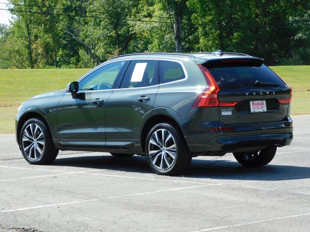 Volvo XC60 T8 Momentum Hybrid 2022