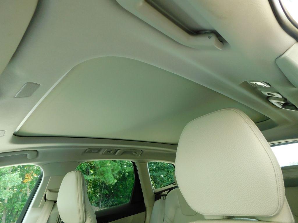 Volvo XC60 T8 Momentum Hybrid 2022