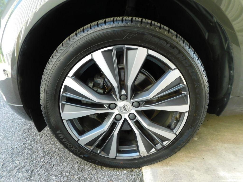 Volvo XC60 T8 Momentum Hybrid 2022