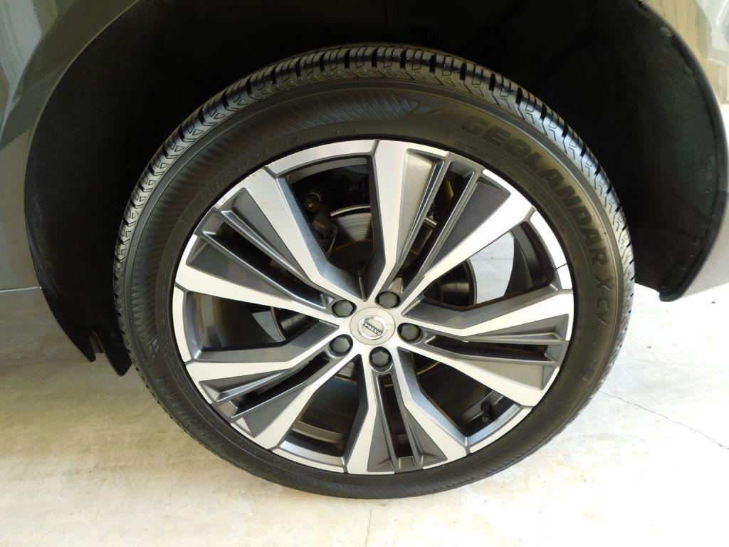 Volvo XC60 T8 Momentum Hybrid 2022