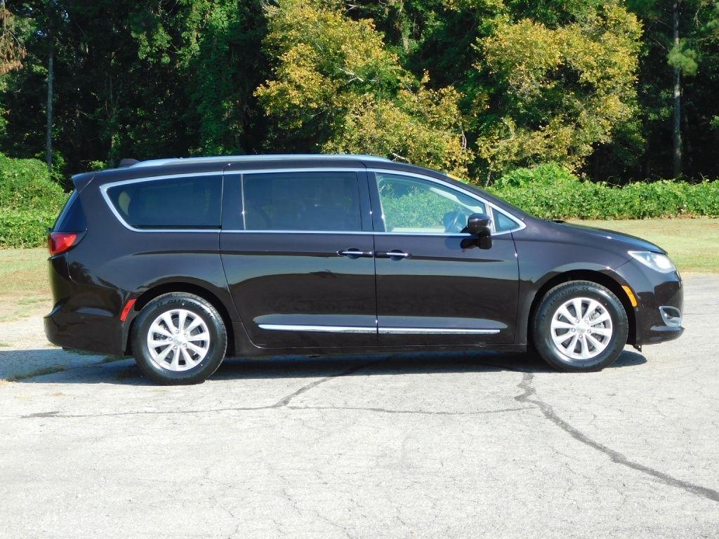 Chrysler Pacifica Touring-L 2018