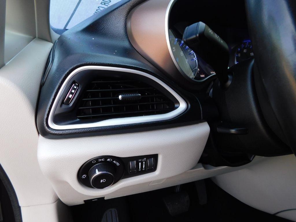 Chrysler Pacifica Touring-L 2018