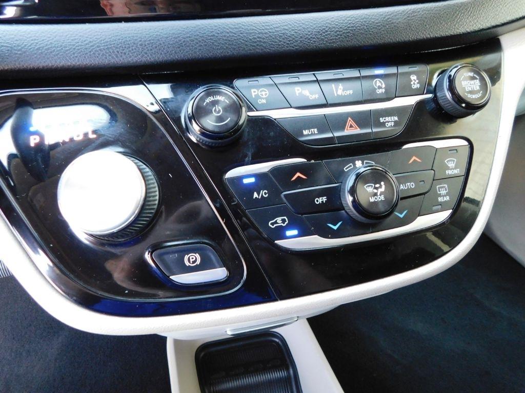 Chrysler Pacifica Touring-L 2018