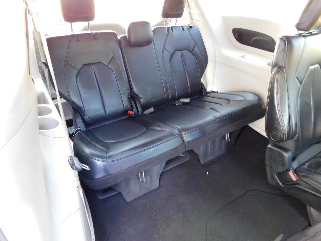 Chrysler Pacifica Touring-L 2018