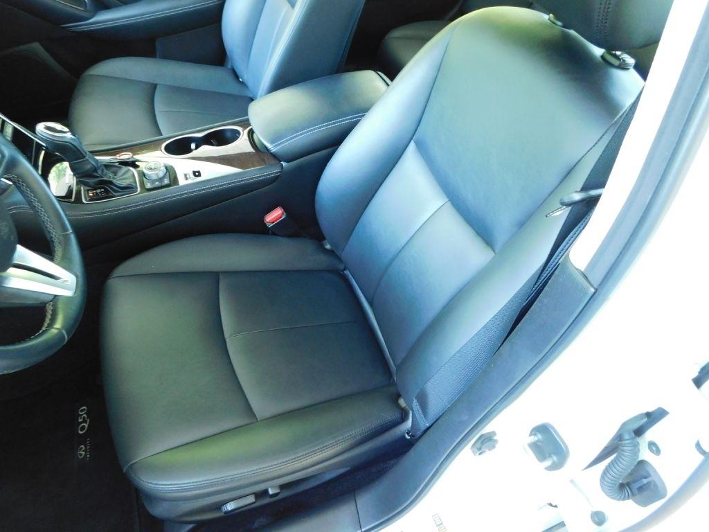 Infiniti Q50 3.0t LUXE 2019
