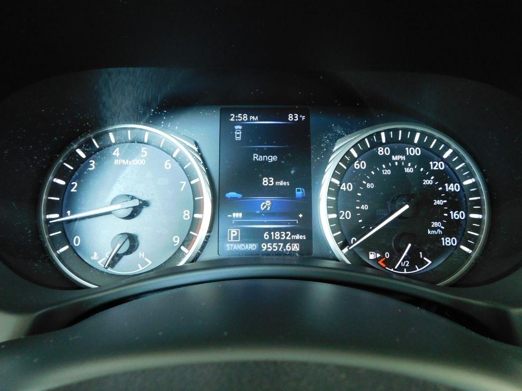 Infiniti Q50 3.0t LUXE 2019