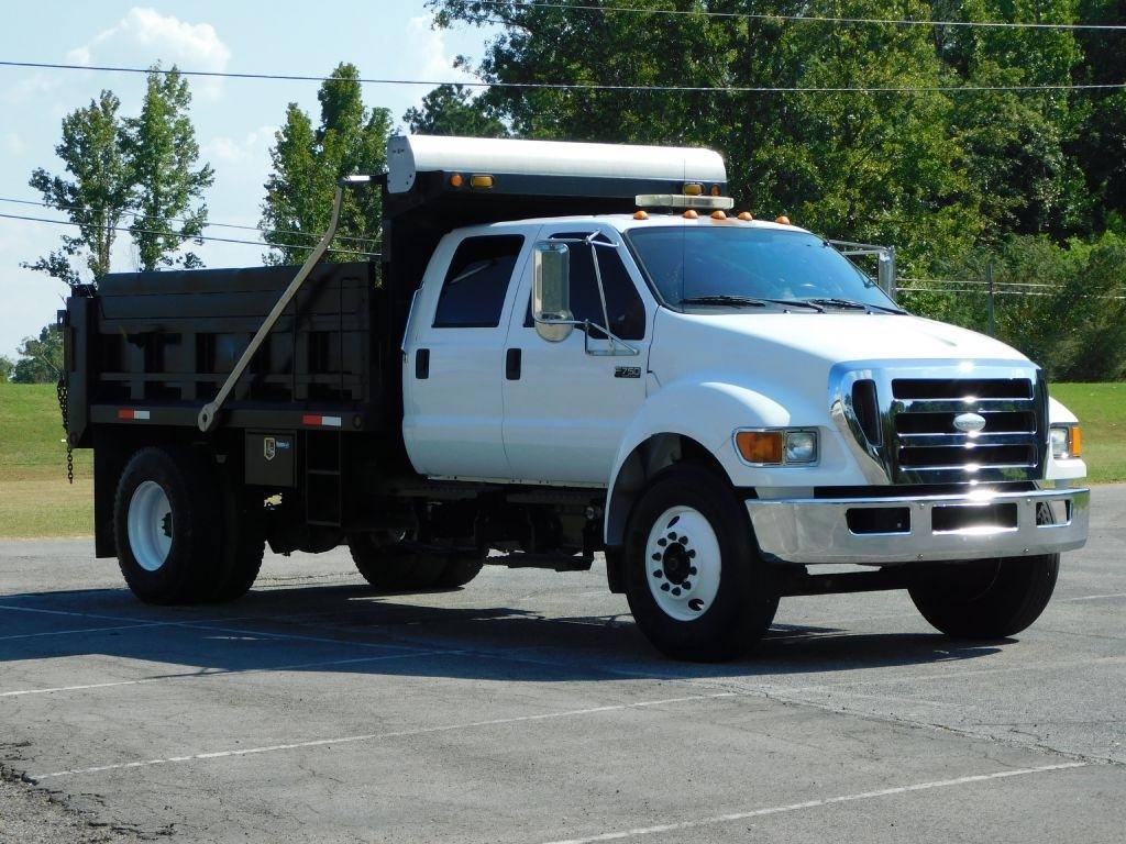 Ford F-750 Crew Cab 2WD DRW 2008
