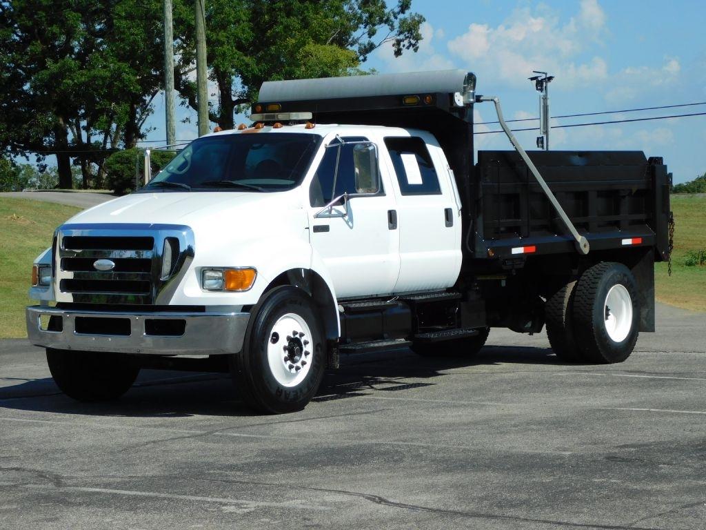 Ford F-750 Crew Cab 2WD DRW 2008