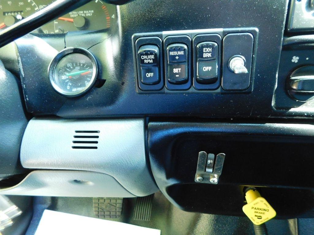 Ford F-750 Crew Cab 2WD DRW 2008