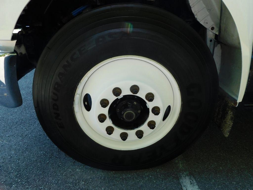 Ford F-750 Crew Cab 2WD DRW 2008