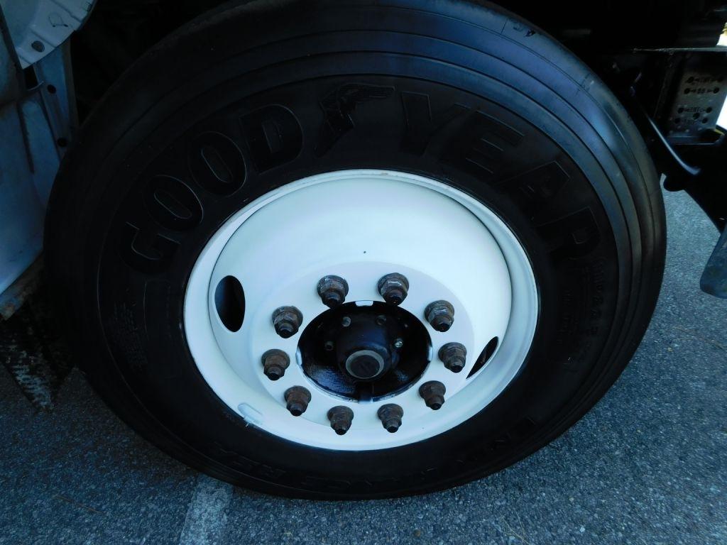 Ford F-750 Crew Cab 2WD DRW 2008