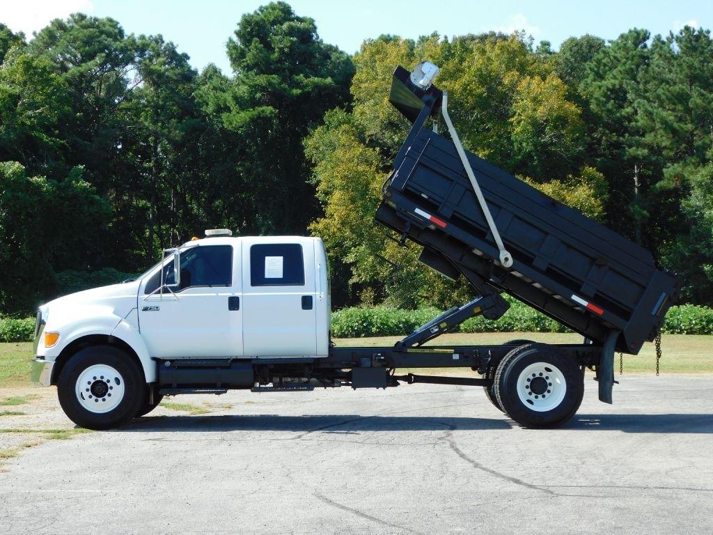 Ford F-750 Crew Cab 2WD DRW 2008