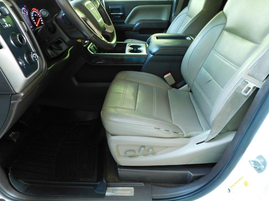 GMC Sierra 2500HD Denali Crew Cab 4WD 2015