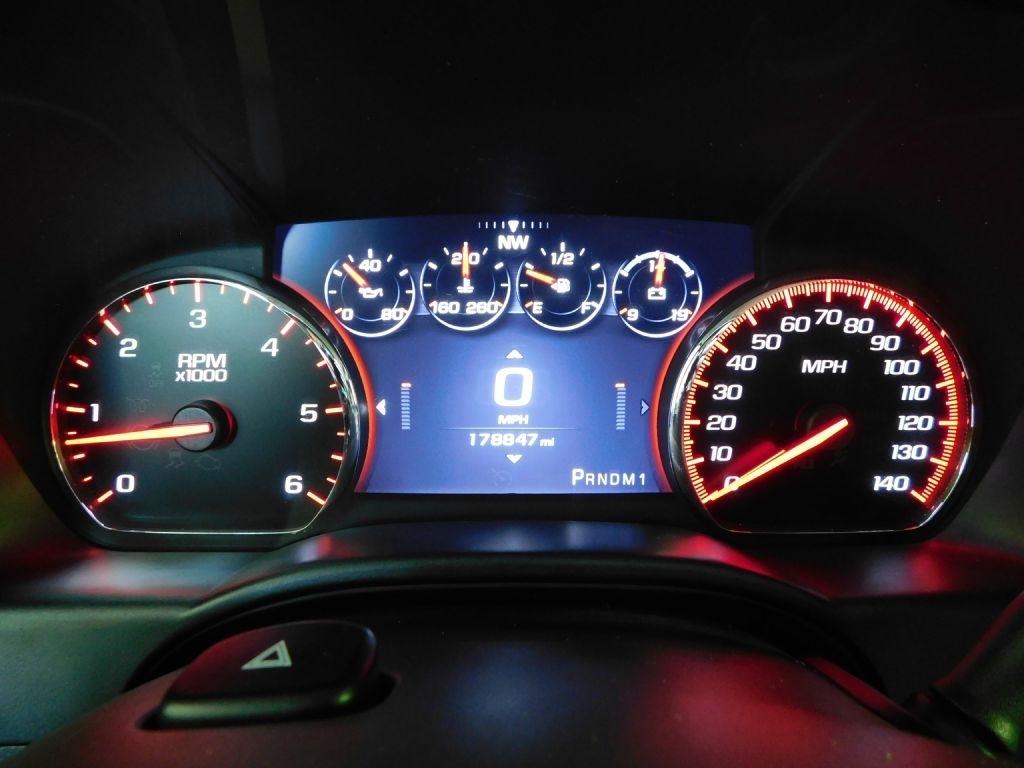 GMC Sierra 2500HD Denali Crew Cab 4WD 2015