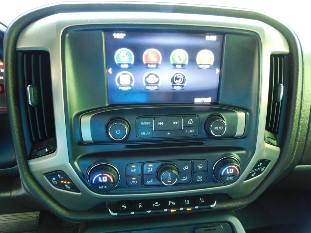 GMC Sierra 2500HD Denali Crew Cab 4WD 2015
