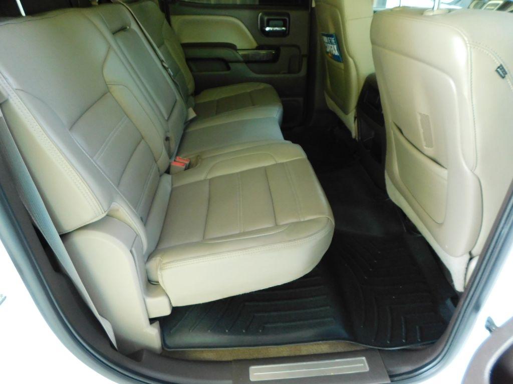 GMC Sierra 2500HD Denali Crew Cab 4WD 2015
