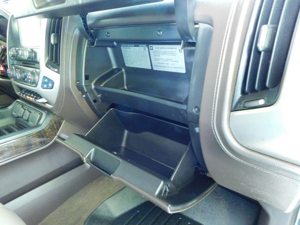 GMC Sierra 2500HD Denali Crew Cab 4WD 2015