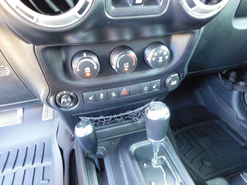 Jeep Wrangler Unlimited Rubicon 4WD 2015