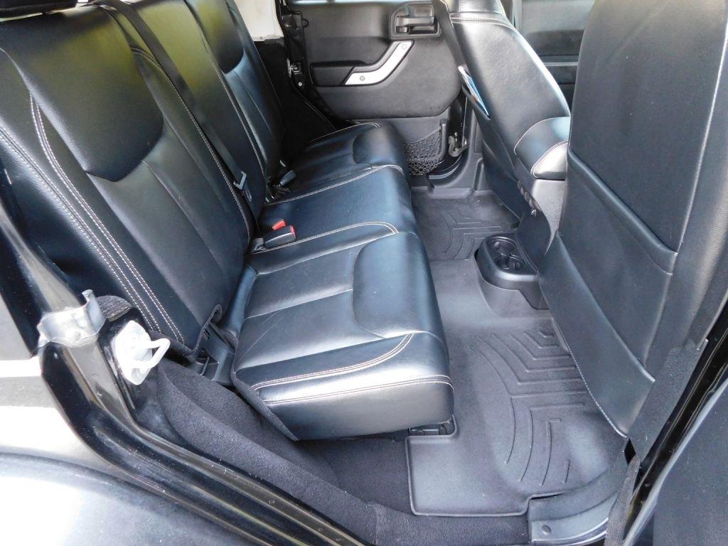 Jeep Wrangler Unlimited Rubicon 4WD 2015