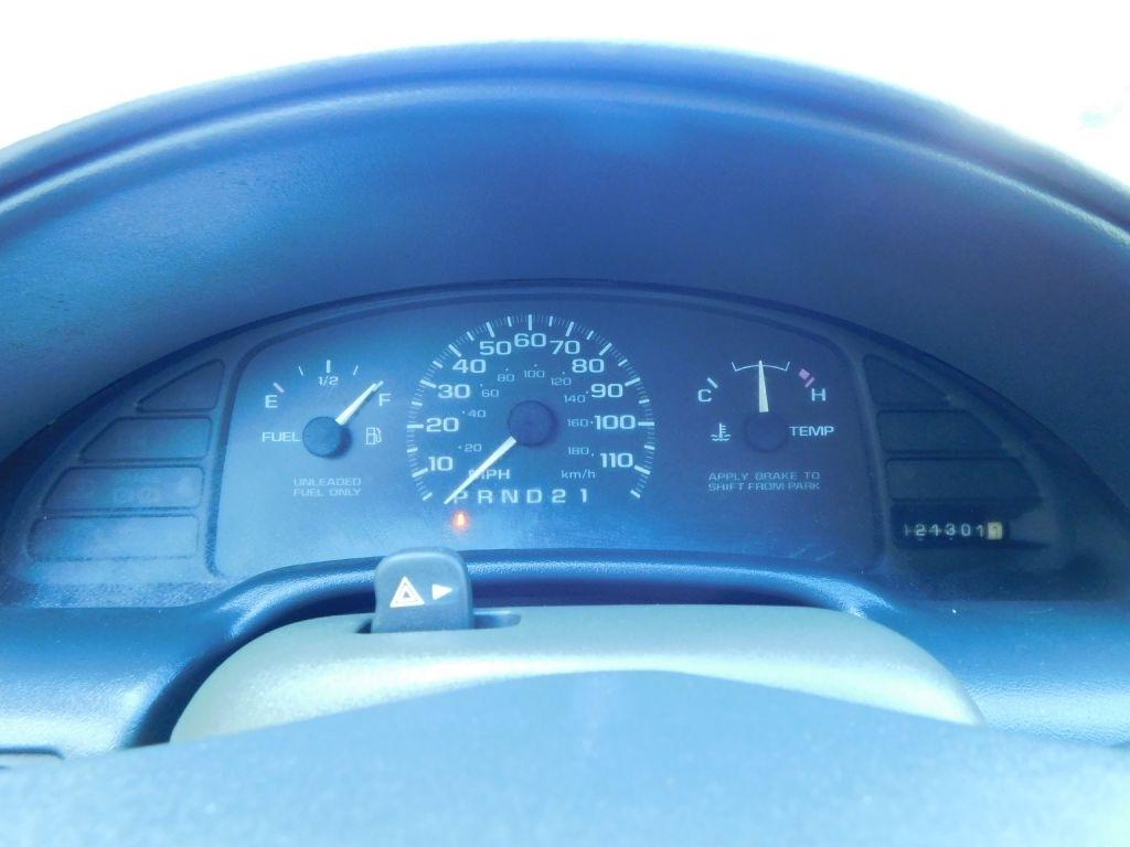 Chevrolet Cavalier Sedan 1998