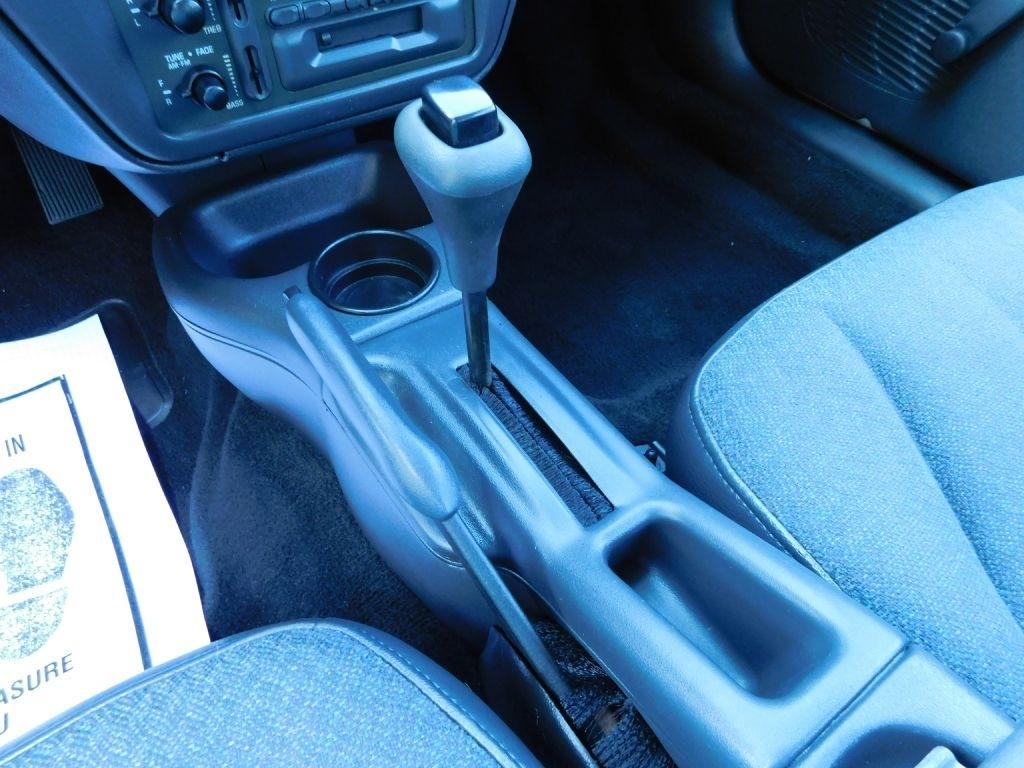 Chevrolet Cavalier Sedan 1998
