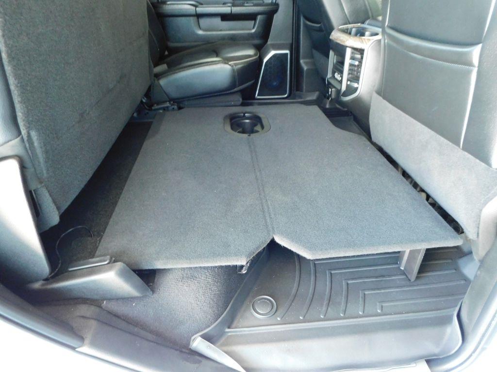 RAM 3500 Laramie Crew Cab SWB 4WD 2020